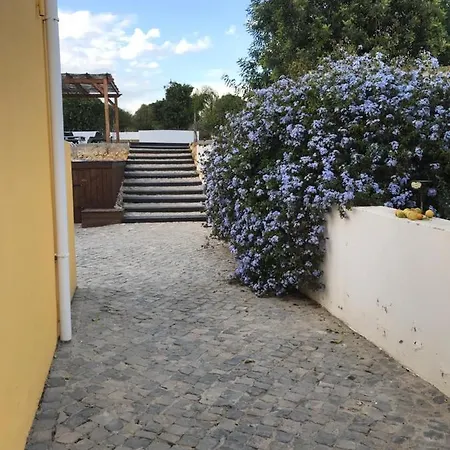 Semesterbostad Quinta Da Layla *