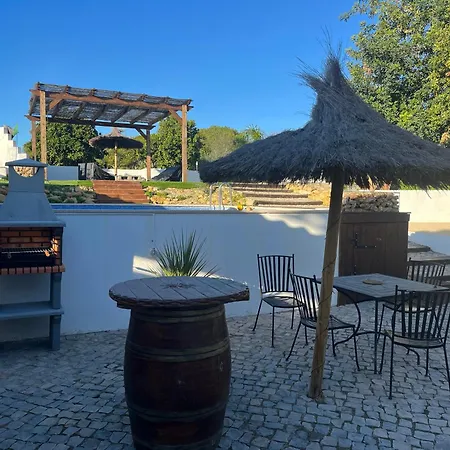 Semesterbostad Quinta Da Layla *